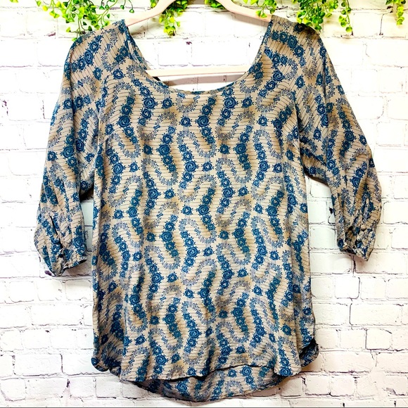 Urban Outfitters Tops - Silence + Noise | 💯 Silk 3/4 Sleeve Top